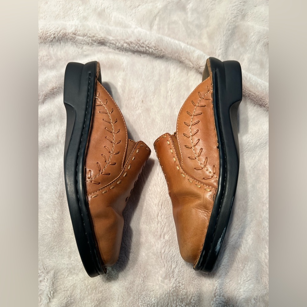 Clarks Womens Clogs size 9 - Picture 4 of 6